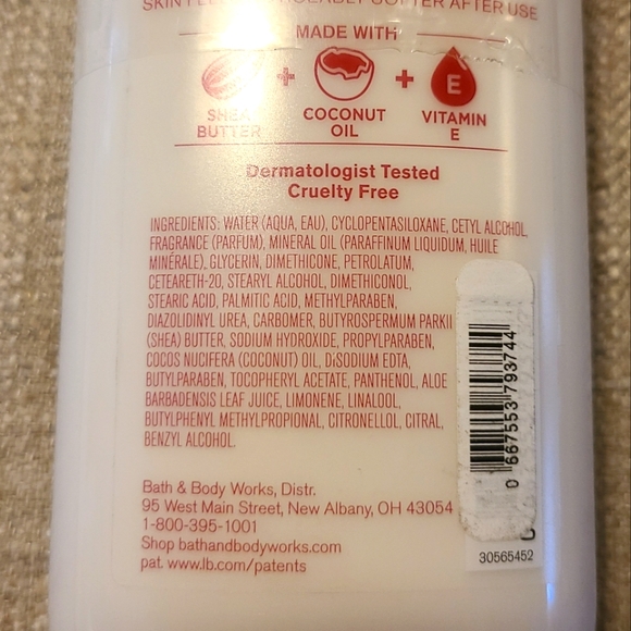 ❄Bath & Body Works Winterberry Wonder Body Lotion - Picture 5 of 5